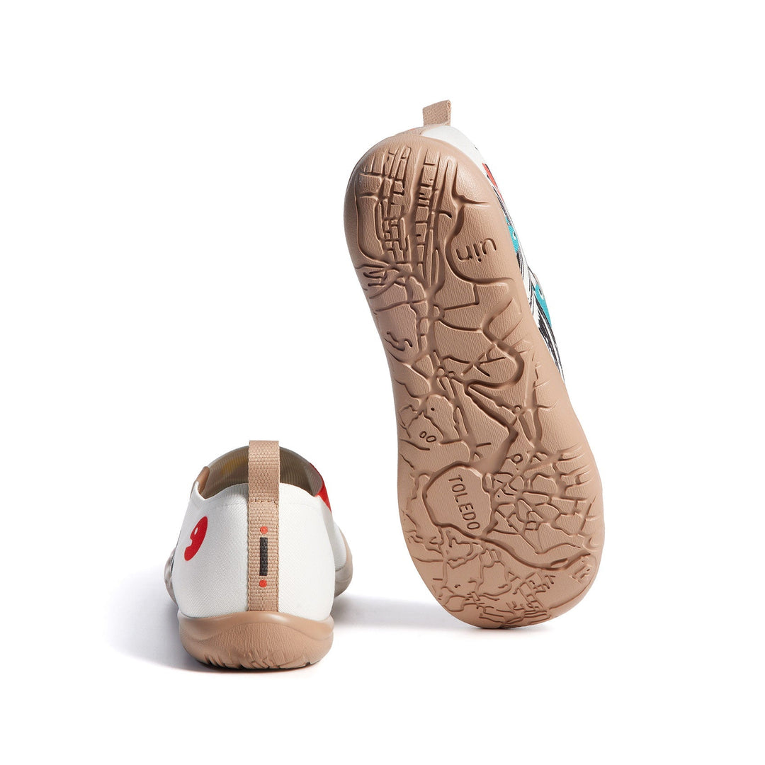 Blue Fish Breaking Waves Toledo A1 Women