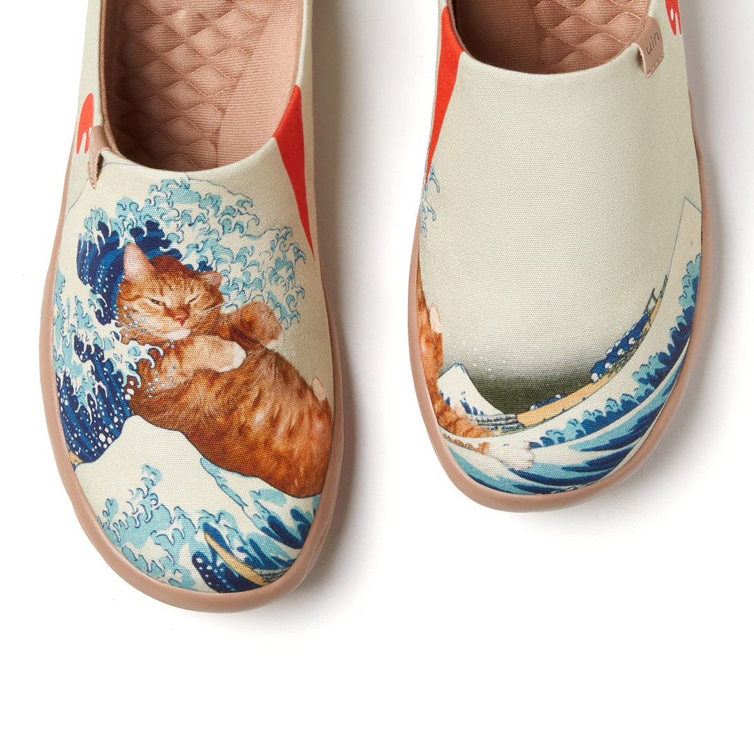 The Great Wave and the Cat 2 Malaga Women