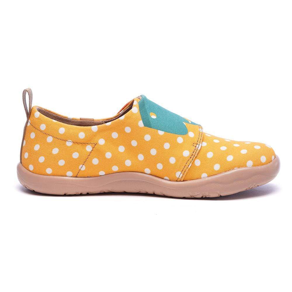 UIN Footwear Kid -Hola- Cute Dot Kids Canvas Shoes Canvas loafers
