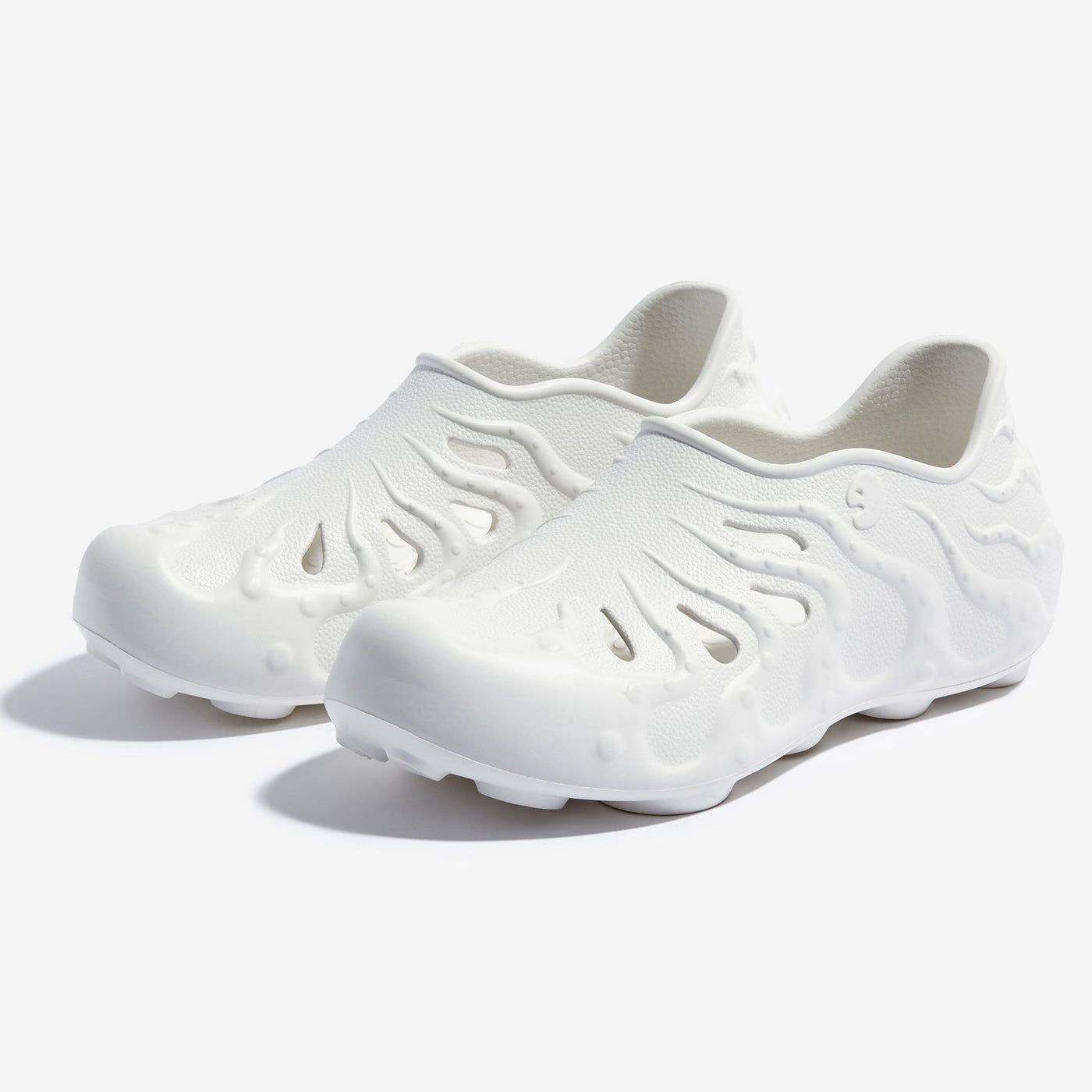 UIN Footwear Men Bright-Moon White Octopus II Men Canvas loafers