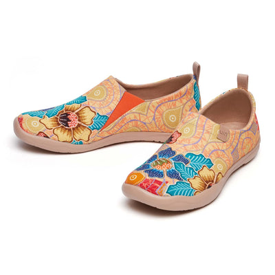 UIN Footwear Women Batik Flower Toledo I Women Canvas loafers