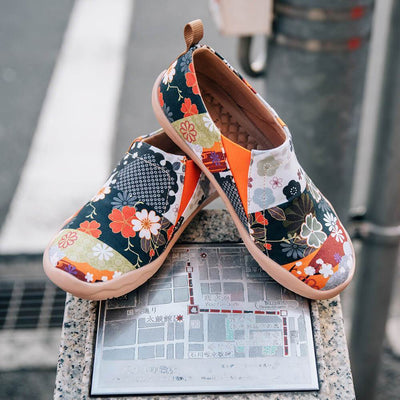 UIN Footwear Women -Hana- Art Painted Women Slip-on Loafers Canvas loafers
