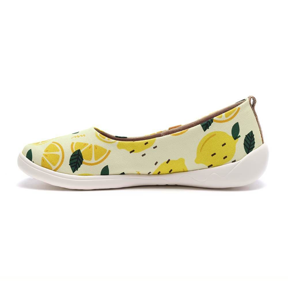 UIN Footwear Women Lemon juice Canvas loafers