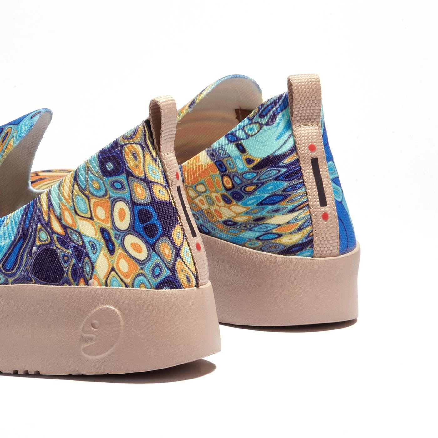 UIN Footwear Women Save the Ocean Fuerteventura I Women Canvas loafers