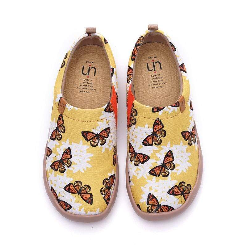 UIN Footwear Women Snowflake Butterfly Canvas loafers