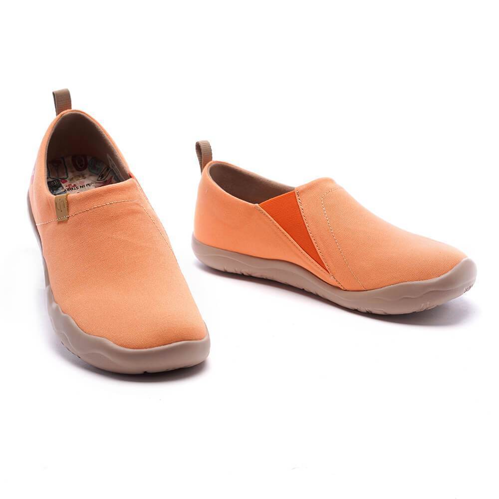 UIN Footwear Women Toledo Orange Canvas loafers